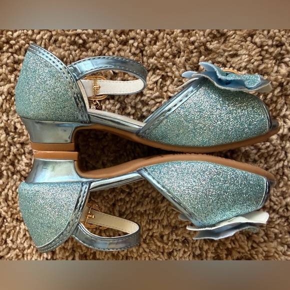 Toddler Girls Blue Glitter Dress Shoes | Bow & Pearl Detail | Size 8 - Picture 5 of 6